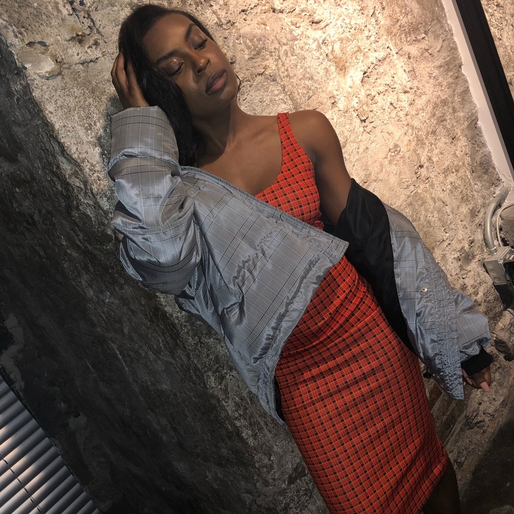 Meet your Posher, Taylor